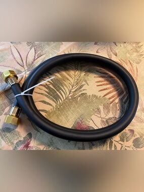 3 Foot Black Leader Hose